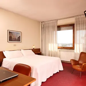 ** Hotel Radio Włochy